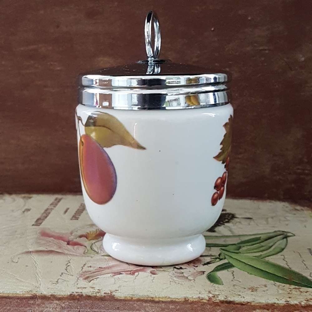Royal Worcester Evesham Egg Coddler Vintage Ceramic Boiled Cooker Cup - Picture 5 of 10